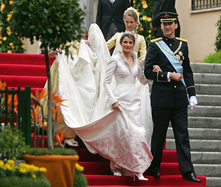 El pasado plebeyo de Letizia Ortiz, reina de España 