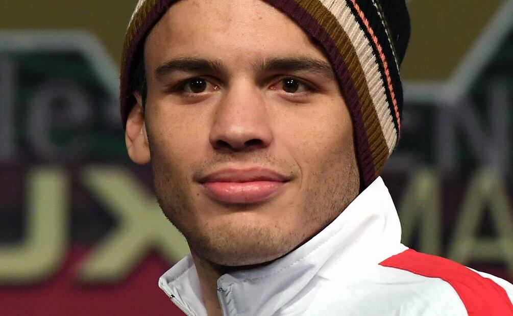 Hijos de Julio César Chávez le retiraron el habla por culpa de "Canelo" Álvarez