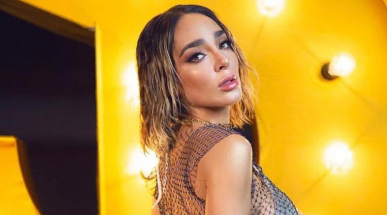 ¿Quién es Manelyk González? La modelo se le lanzó con todo a Christian Nodal