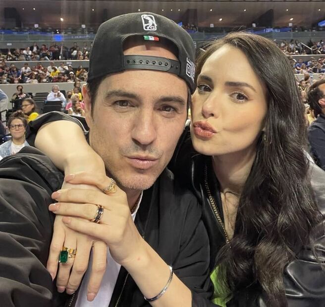 Mauricio Ochmann y Paulina Burrola / Instagram: @mauochmann