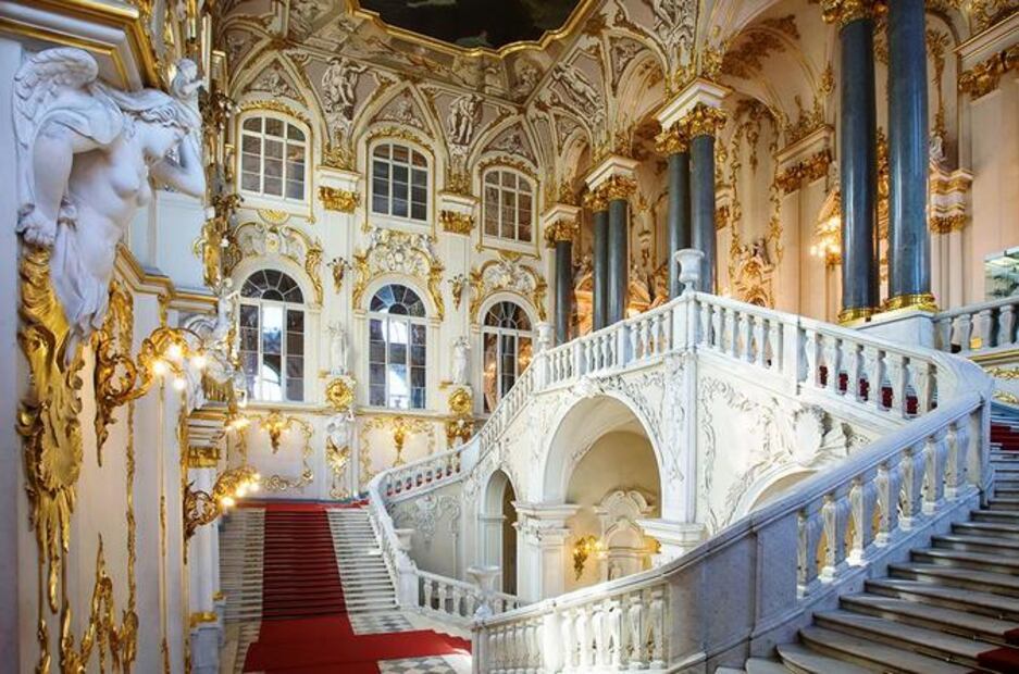 24 horas en: San Petersburgo, ciudad de palacios