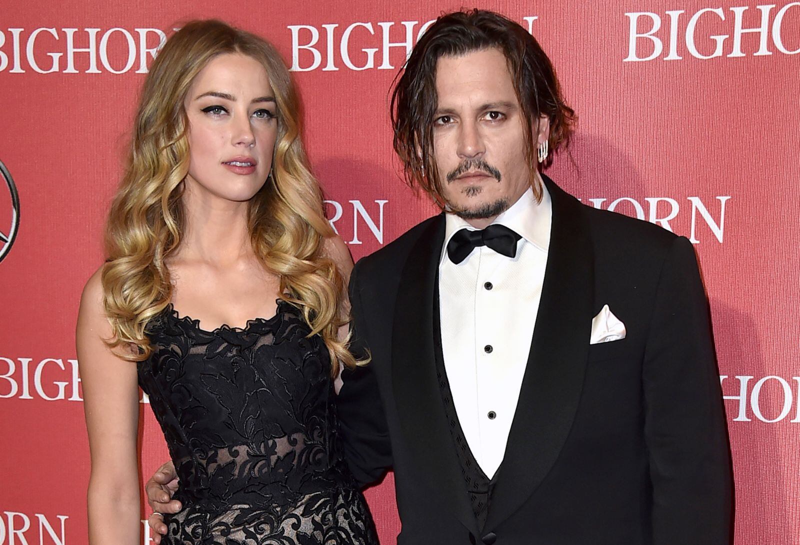 Amber Heard acepta que sí golpeó a Johnny Depp