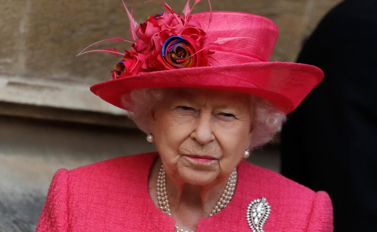 La reina Isabel II retira prestigioso honor a Harvey Weinstein