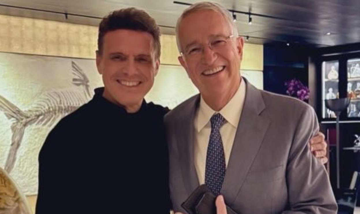 Ricardo Salinas Pliego comparte detalles de su encuentro con Luis Miguel