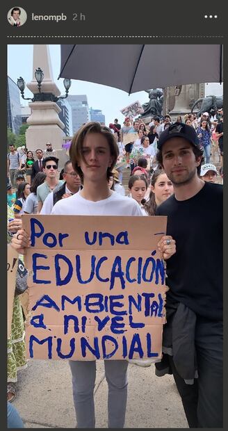 Loreto Peralta y Darío Yazbek encabezan manifestación en contra del cambio climático 