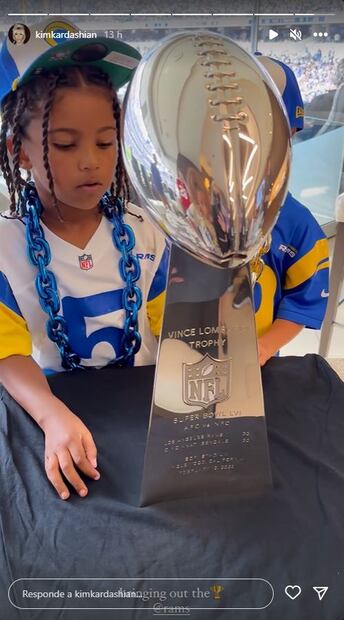 Abuchean a Kim Kardashian en partido de Los Angeles Rams