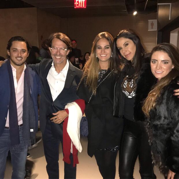 Adela Micha, Paola Rojas y más... ellos fueron a la pelea del Canelo