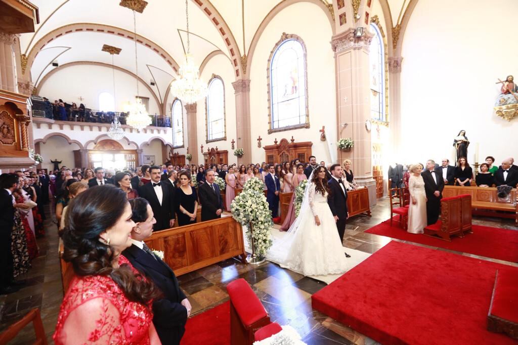 Perla Ealy y Rogelio Cárdenas se casan