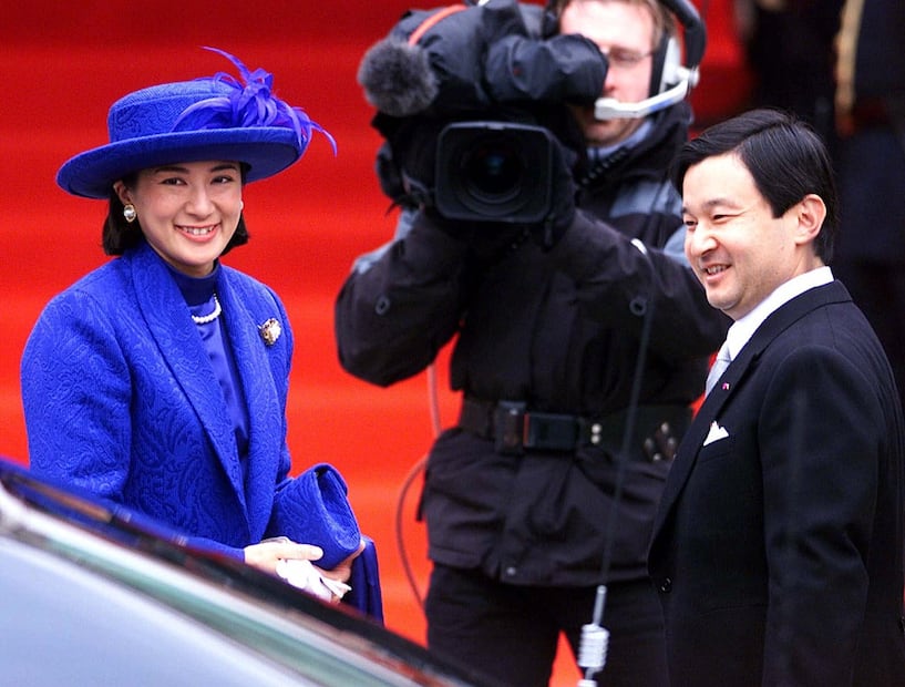 La historia de amor del emperador Naruhito y la emperatriz Masako en su aniversario de bodas