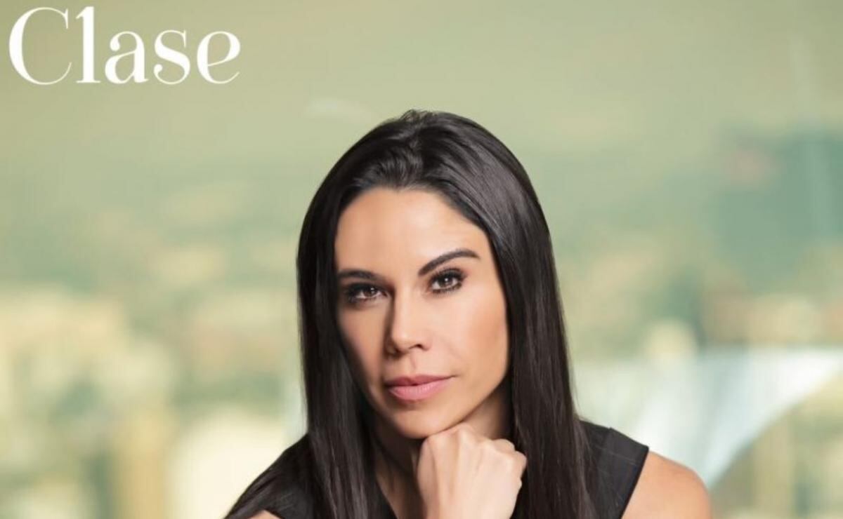 ¡Guapísima! Paola Rojas disfruta la playa y luce cuerpazo