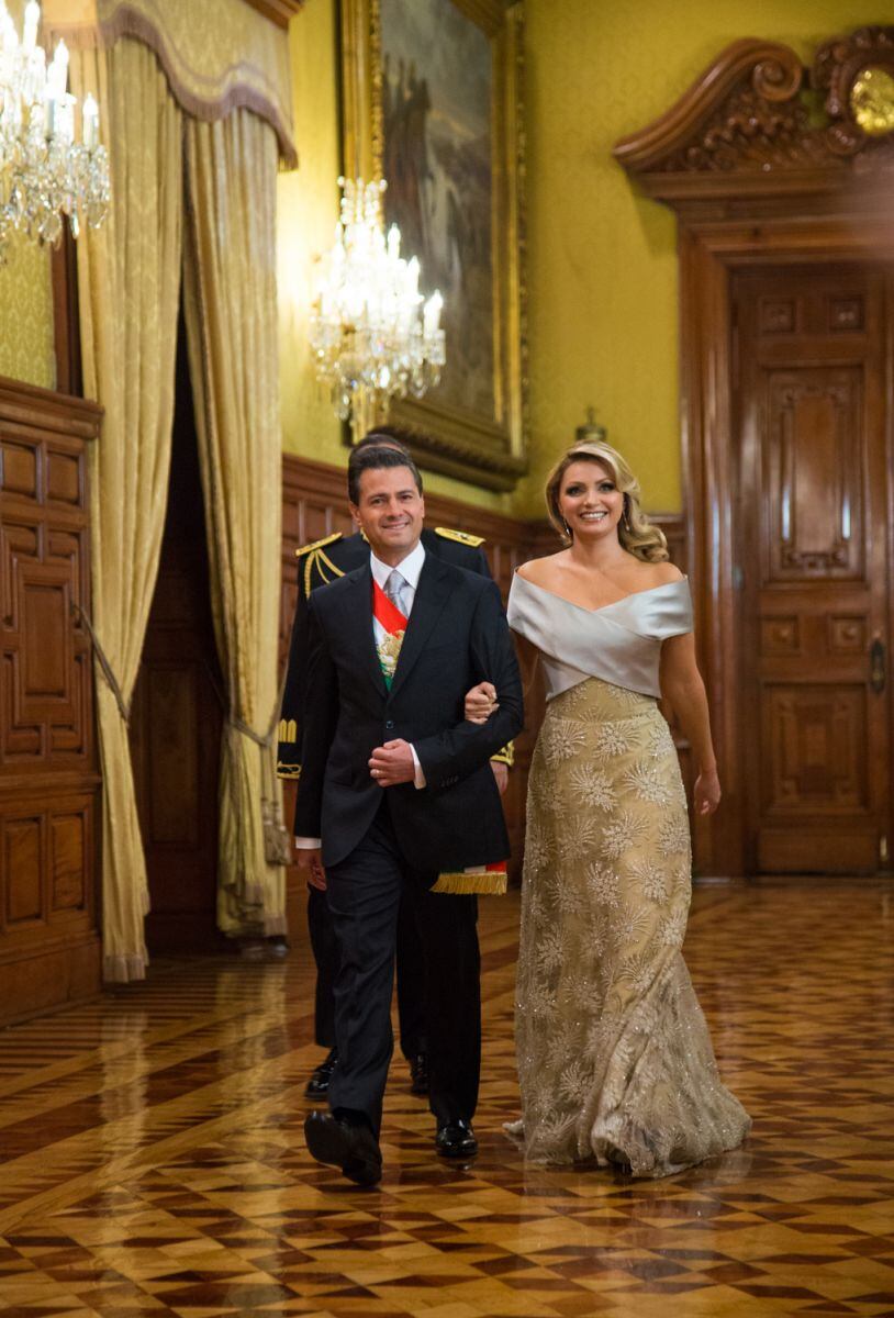 Alejandro Carlín y Benito Santos cuentan cómo es vestir a la primera dama para el Grito de Independencia