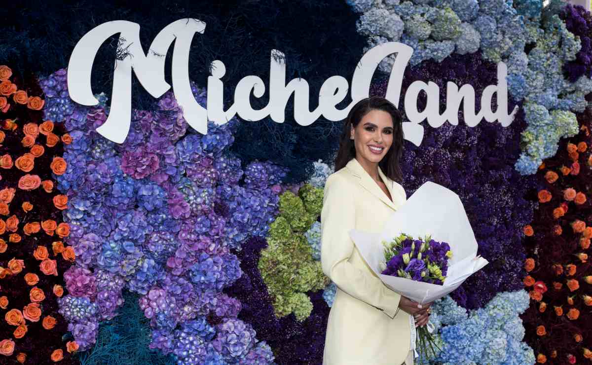 Michelle Roxana presenta "Micheland" una antología sobre los tipos de belleza
