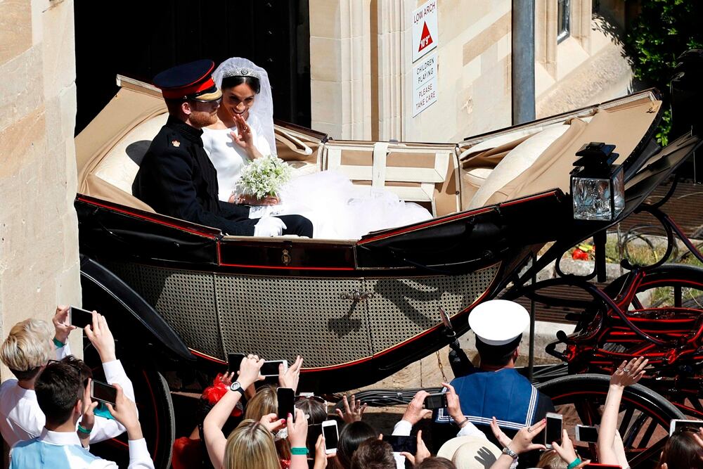 ¡Las primeras fotos de Harry y Meghan como marido y mujer!