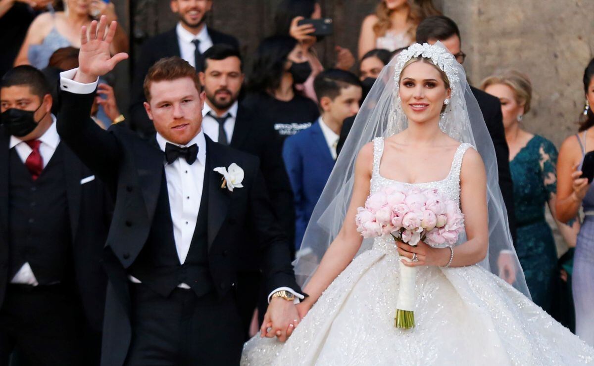 “Canelo” Álvarez y Fernanda Gómez comienzan su luna de miel en Croacia