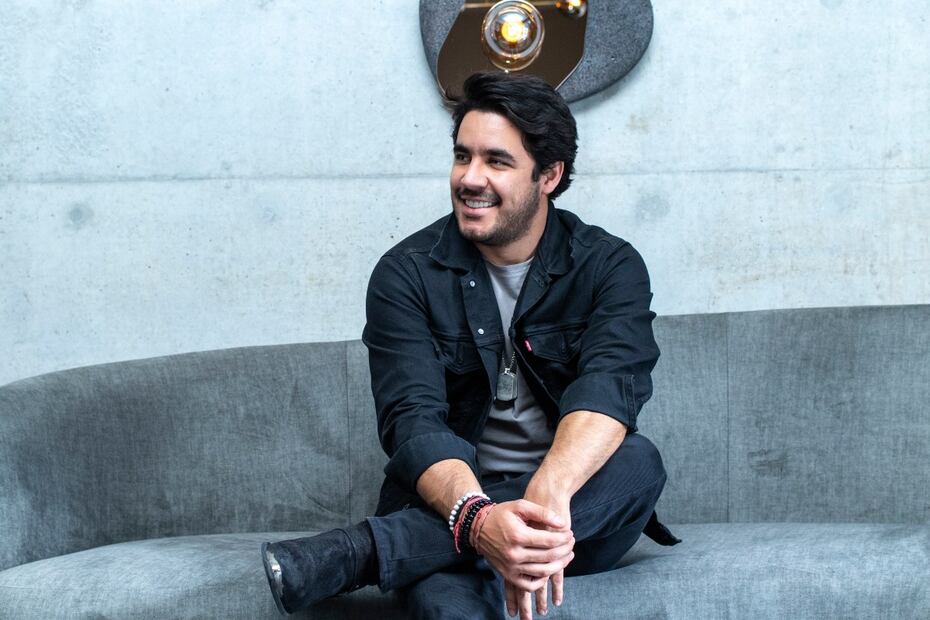 Eduardo Capetillo Gaytán para CLASE - Locación: Maison México Roma / Foto: Angélica Chema