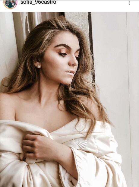 Sofía Castro comparte fotografías sensuales 