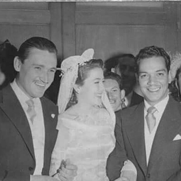 Rafael Banquells y Silvia Pinal  junto a Cantiflas, padrino de su boda / Foto: X (antes Twitter)
