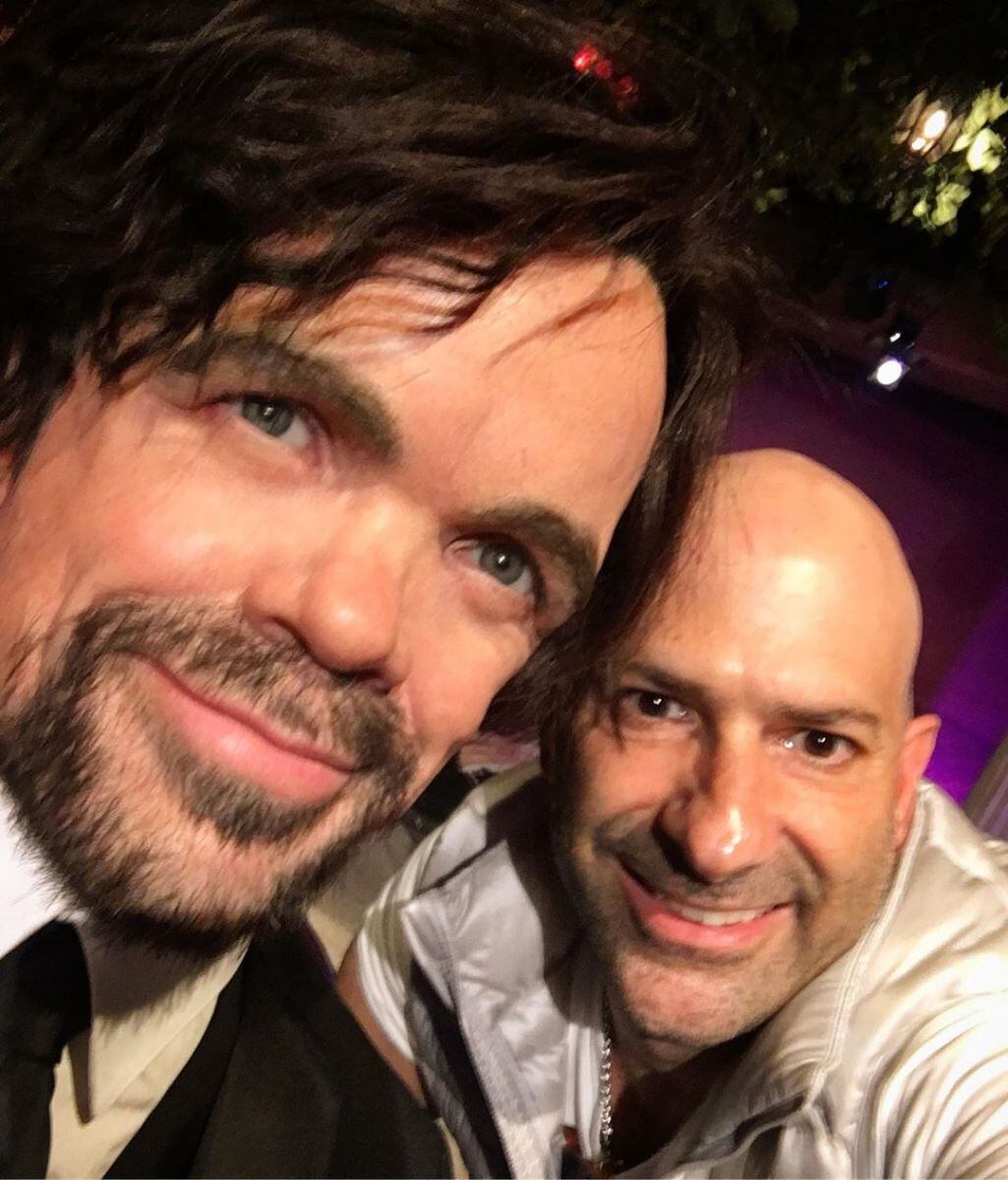 Moro Kuri pone celoso a Arturo Elias Ayub con foto de protagonista de Game of Thrones