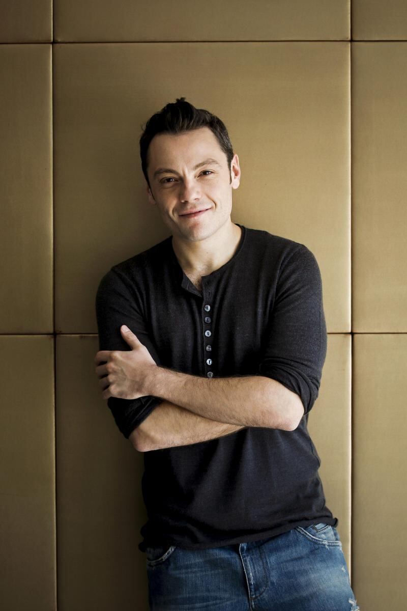 Famosos que han tenido relaciones con hombres y mujeres