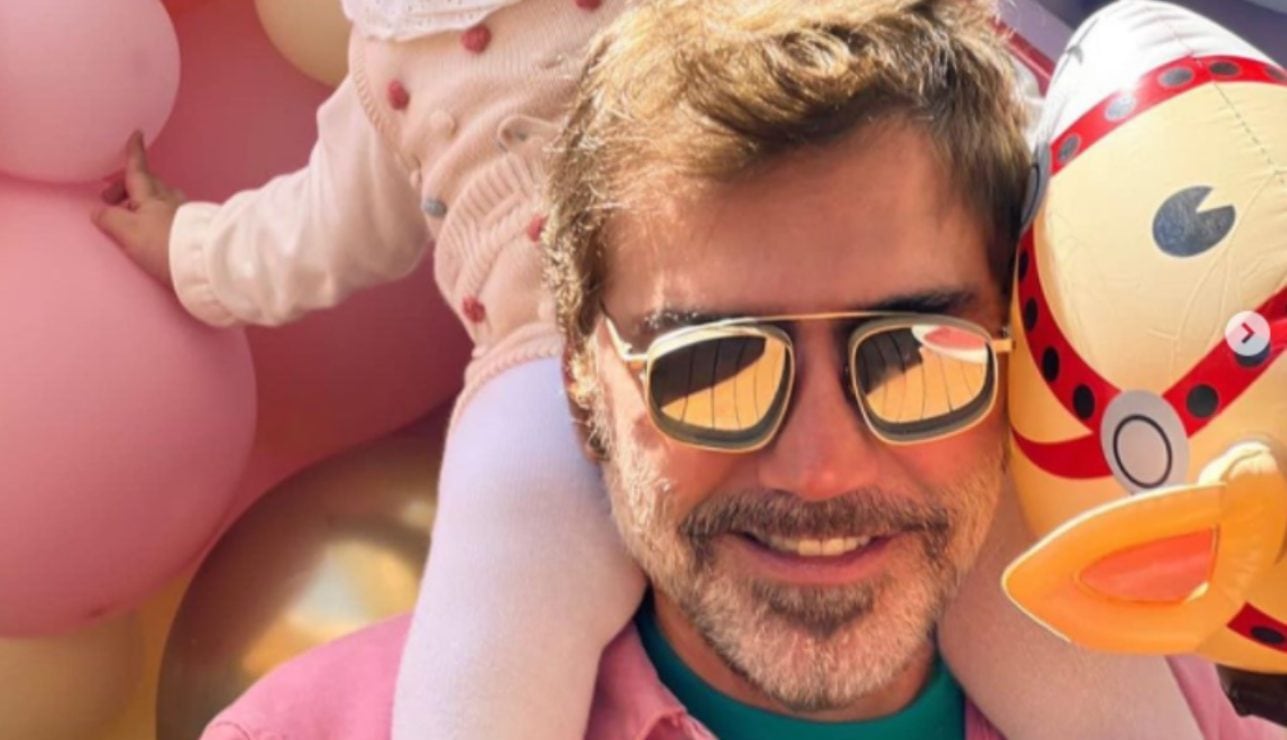 Alejandro Fernández y familia celebran en GRANDE a Cayetana, bisnieta de don Vicente 