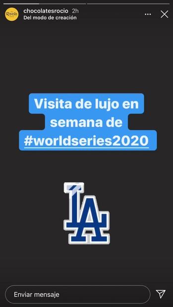 Adrián González, jugador de béisbol profesional, visita Chocolates Rocío de los hijos de AMLO
