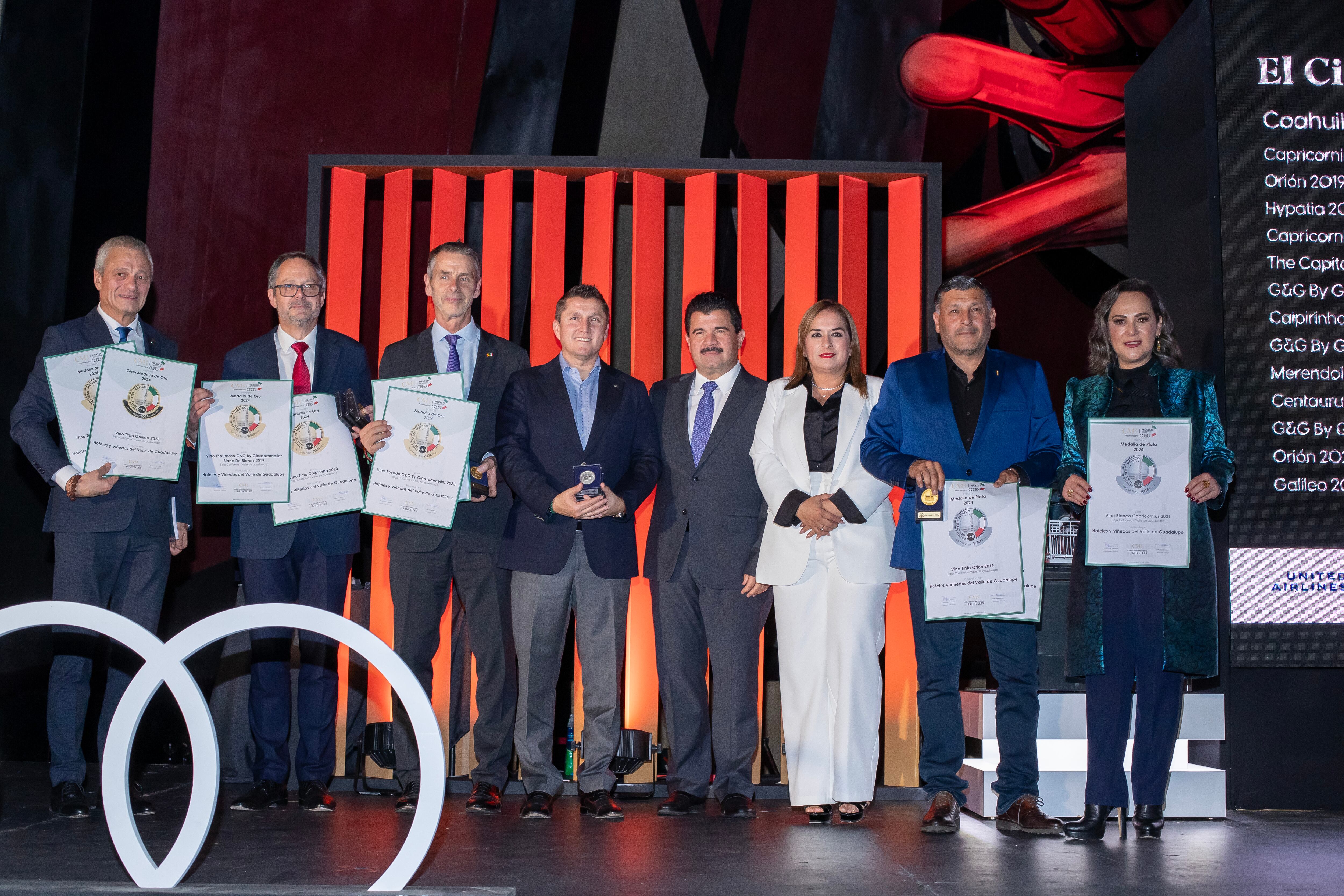 Baudouin Havaux, Rolf Meyer, Johan Verkammen, Edgar Casal Álvarez, Gustavo Ortega, Yolanda Zepeda, Jesús Rivera y Gina Estrada. (Foto: Edgar Silva Fuentes S.)