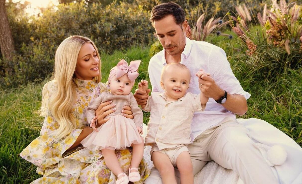 Paris Hilton, London, Phoenix y Carter Reum/Instagram