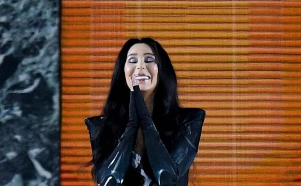 Cher, de 76 años, presume a su novio de 36 años, Alexander Edwards