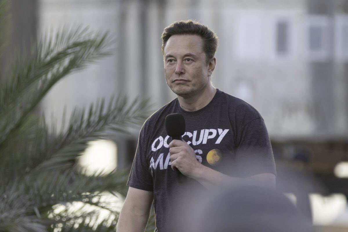 Elon Musk refrenda su deseo de cancelar la compra de Twitter y usa documentos sobre bots 