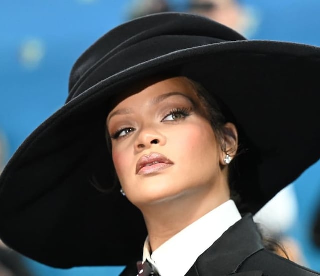 Met Gala 2025: Rihanna confirma su tercer embarazo con llamativo look