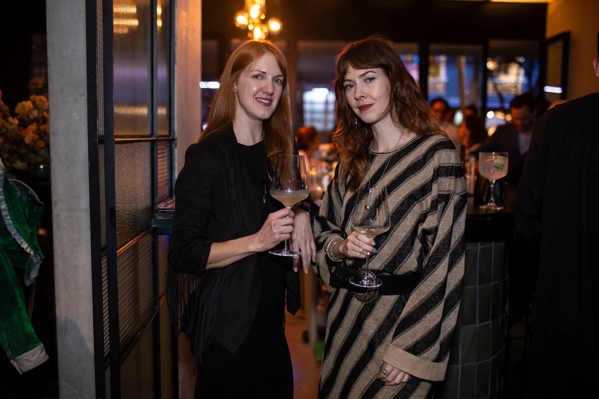 Mayra Berry y Carla Sariñana. (Foto: Esteban Torreblanca)