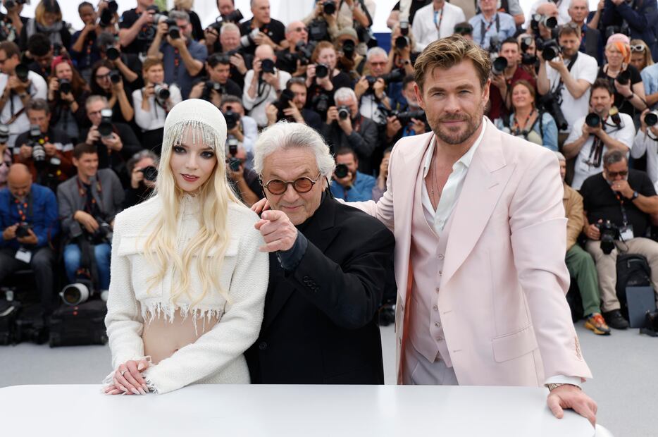 Chris Hemsworth y Anya Taylor-Joy/EFE y AFP.