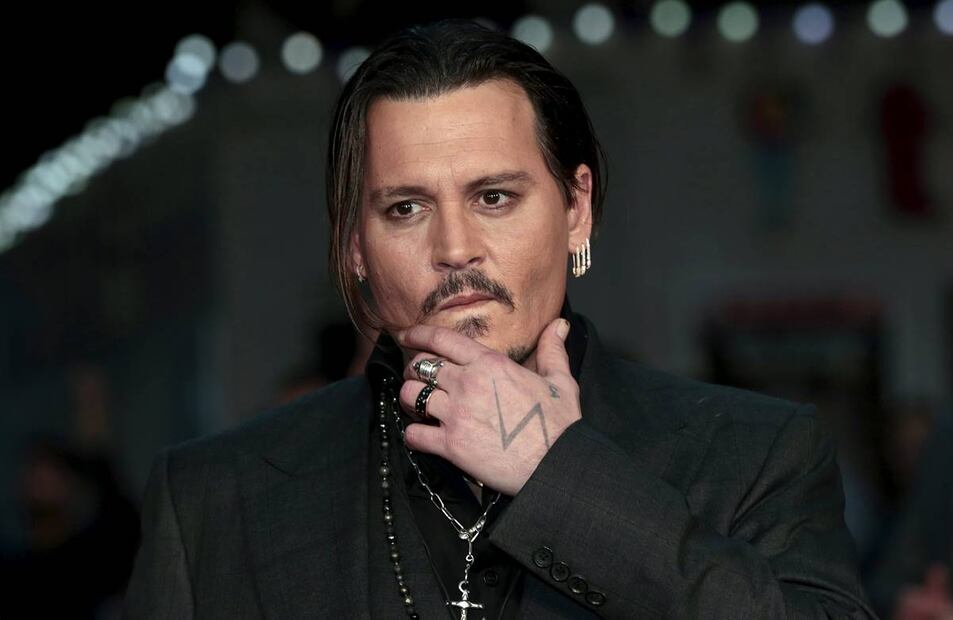 Yuridia, Scarlett Johansson y más celebridades que sufren fobia social
