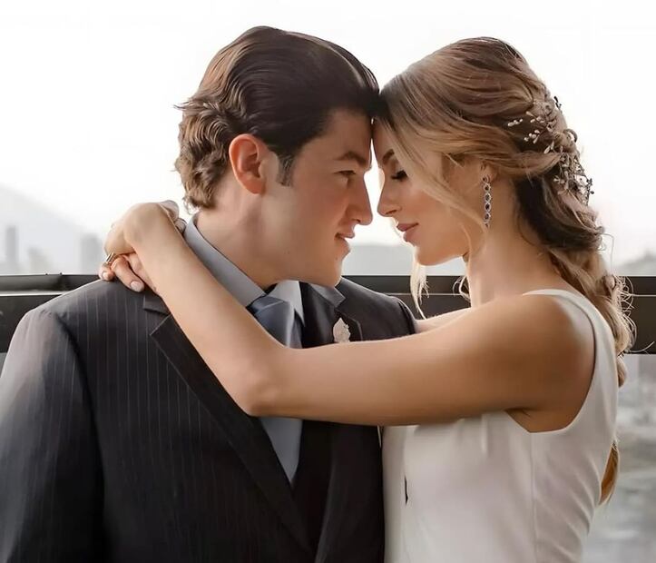 Mariana Rodríguez y Samuel García en su boda civil en 2020 / Foto: Instagram