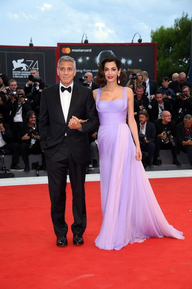 Amal Clooney reaparece más guapa que nunca