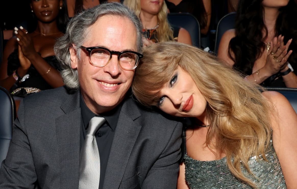 Él es Rodrigo Prieto, el talentoso fotógrafo mexicano que colabora con Taylor Swift
