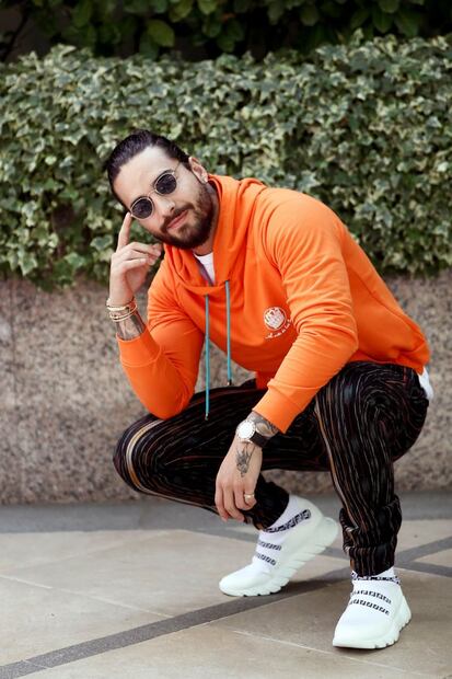 La sorprendente transformación de la imagen de Maluma