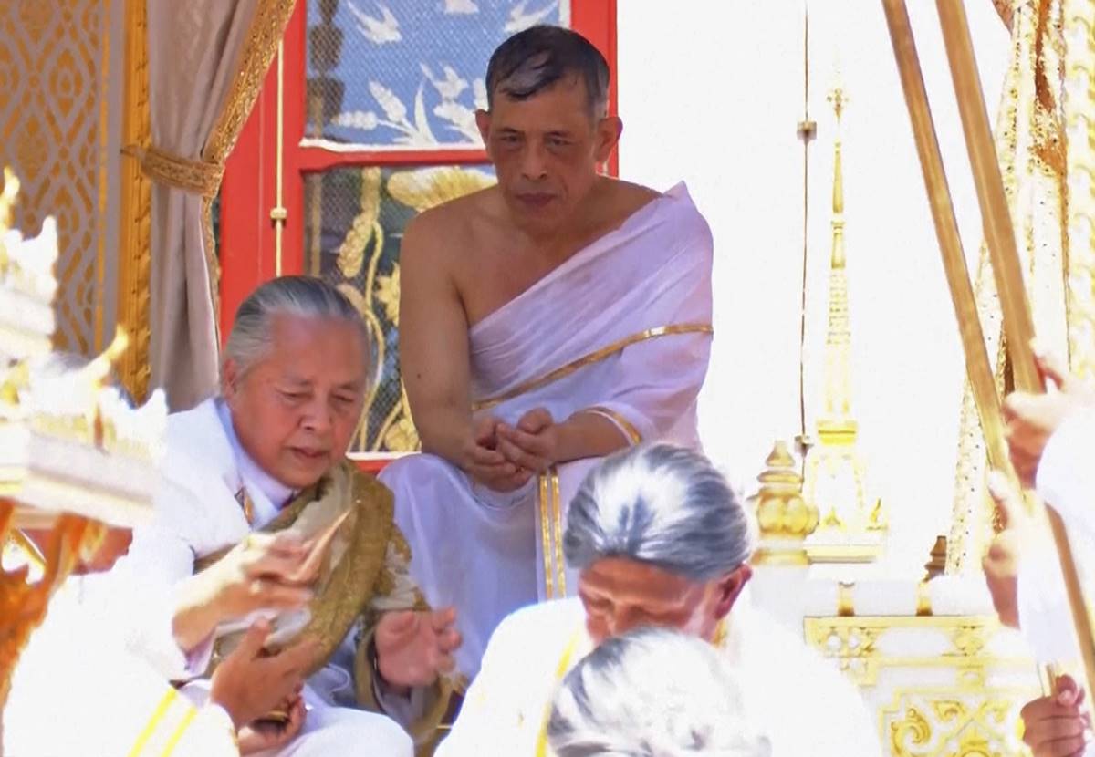 Reportan al rey de Tailandia muy enfermo de las vías respiratorias; está hospitalizado