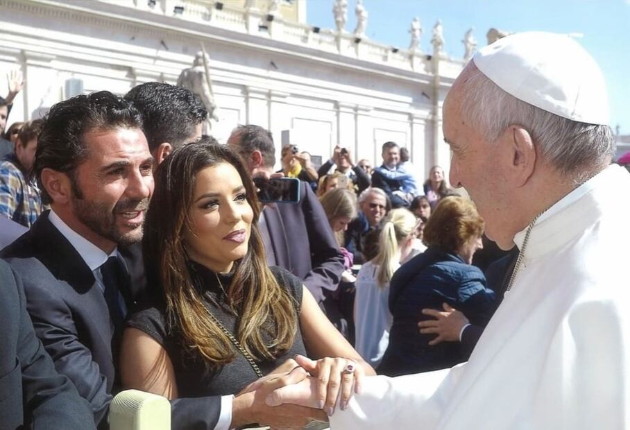 El papa Francisco con Pepe Bastón y Eva Longoria / Foto: Instagram