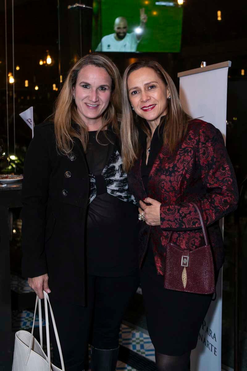Adriana Ballesteros y Mildred Villanueva. (Foto: Esteban Torreblanca)