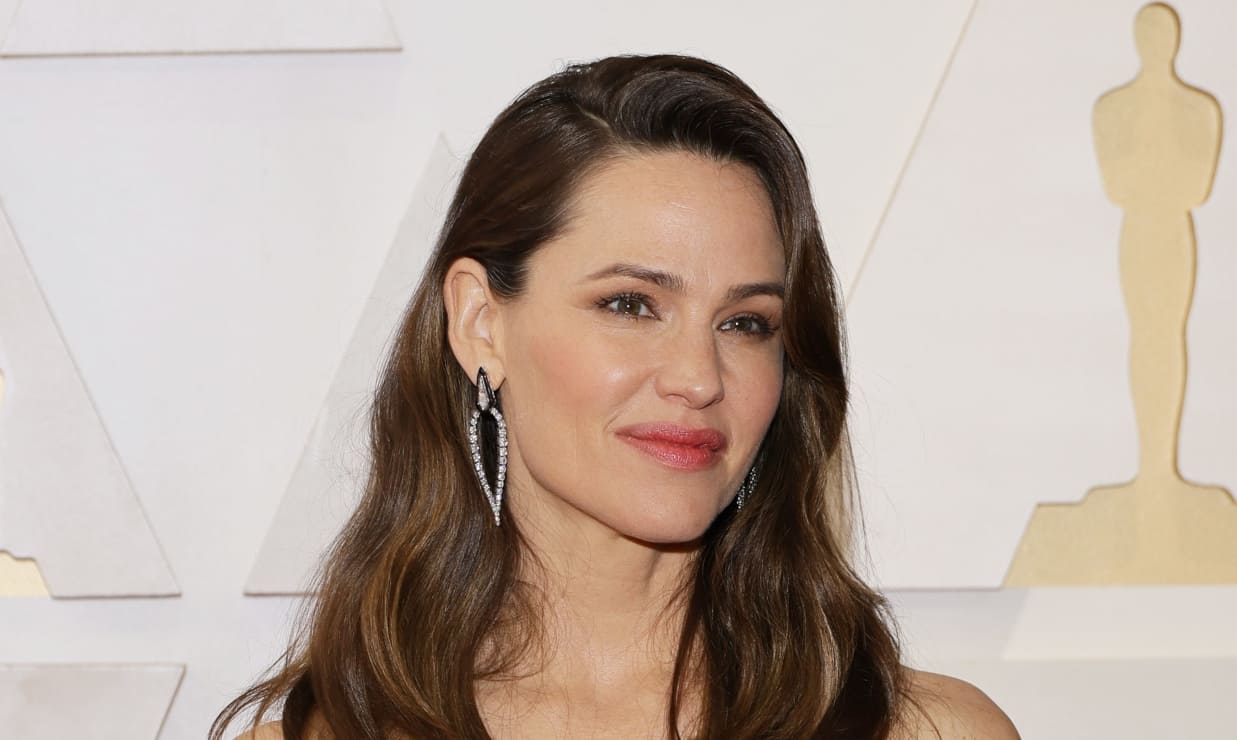 Jennifer Garner, conmovida, revela la muerte de una amiga en incendios de Los Ángeles