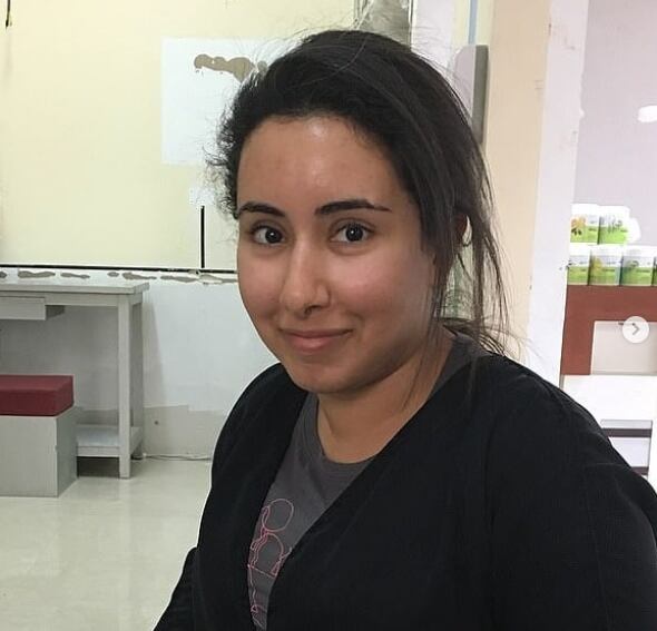 Filtran impactante video de mujer que asegura ser miembro de la familia real de Dubai