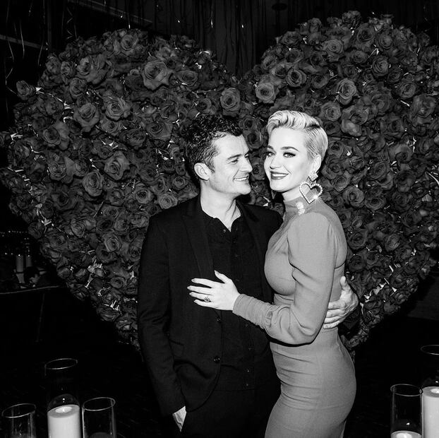 Katy Perry levanta sospechas sobre embarazo 