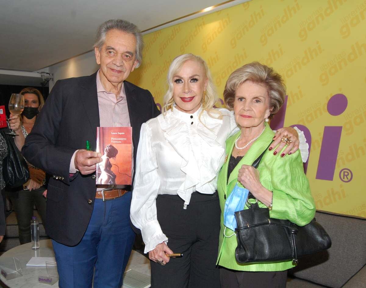 Laura Zapata presenta su libro “Pensamiento ventana” y deja entrever que fue abusada de niña