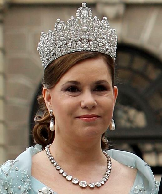 La historia de las 8 tiaras reales más espectaculares del mundo 