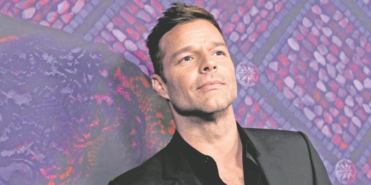 Ricky Martin graba video de su nuevo sencillo desde casa