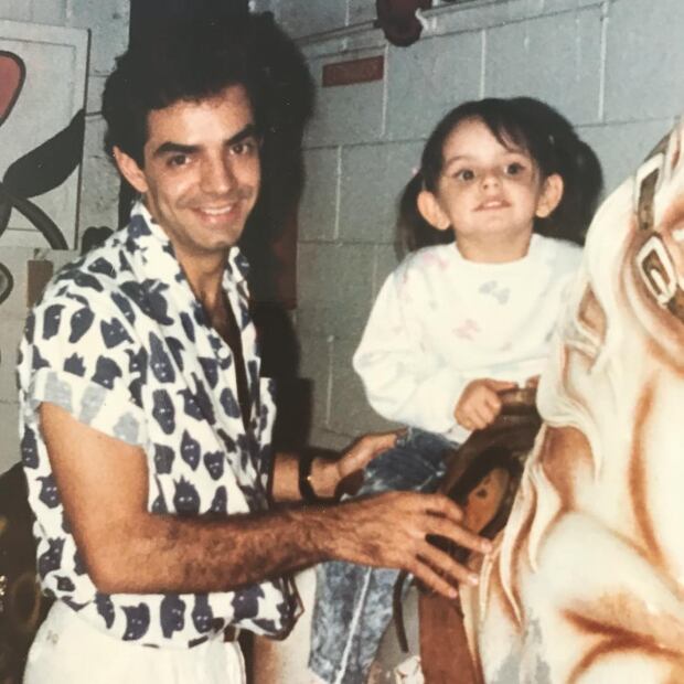 Eugenio Derbez le confiesa a Aislinn Derbez que no quería tenerla 