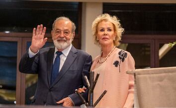 Carlos Slim Helú y su novia Mercedes Sánchez Navarro celebran en el Centro Libanés