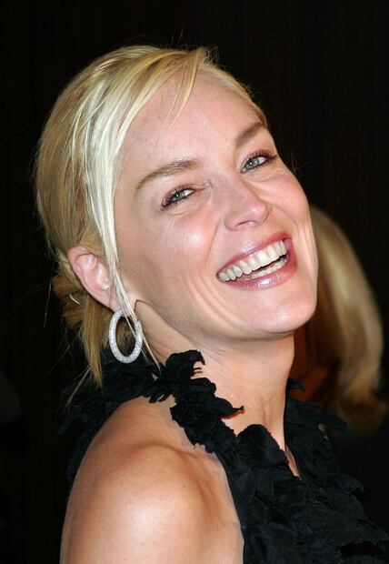 Sharon Stone: el director de 'Bajos Instintos' la engañó en escena sin ropa interior