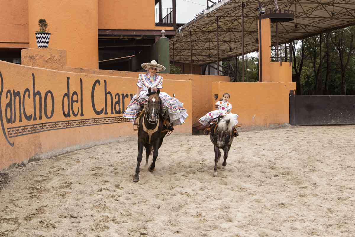 Isabel e Isabella Goñi. (Foto: Esteban Torreblanca)